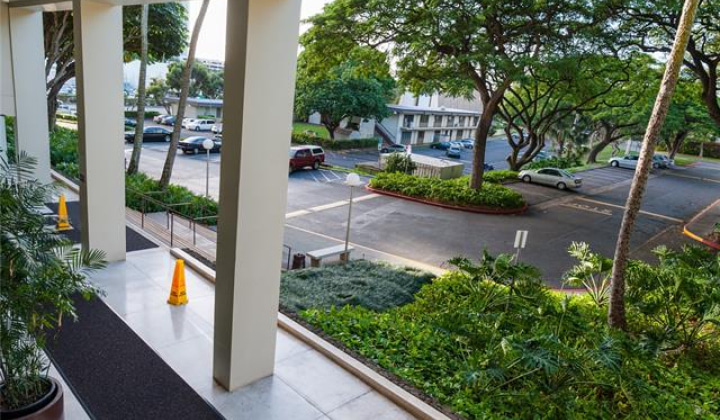 1519 Nuuanu Avenue,Honolulu,Hawaii,96817,1 Bedroom Bedrooms,1 BathroomBathrooms,Condo/Townhouse,Nuuanu,17,18151675