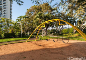 1519 Nuuanu Avenue,Honolulu,Hawaii,96817,1 Bedroom Bedrooms,1 BathroomBathrooms,Condo/Townhouse,Nuuanu,17,18151675