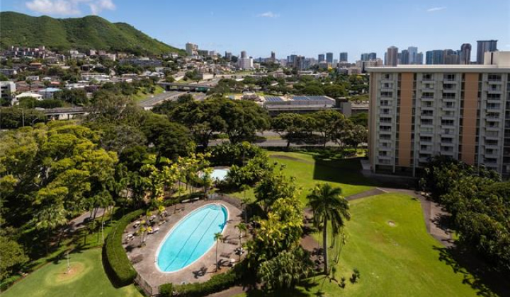 1519 Nuuanu Avenue,Honolulu,Hawaii,96817,1 Bedroom Bedrooms,1 BathroomBathrooms,Condo/Townhouse,Nuuanu,17,18151675