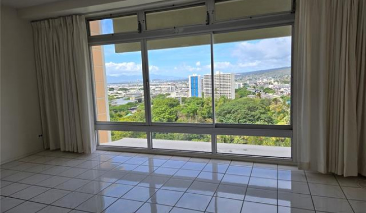 1519 Nuuanu Avenue,Honolulu,Hawaii,96817,1 Bedroom Bedrooms,1 BathroomBathrooms,Condo/Townhouse,Nuuanu,17,18151675