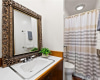 156 Forest Ridge Way,Honolulu,Hawaii,96822,4 ベッドルーム ベッドルーム,3 バスルームバスルーム,一戸建て,Forest Ridge,19327012