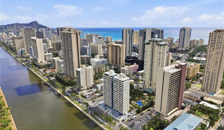 421 Olohana Street,Honolulu,Hawaii,96815,2 ベッドルーム ベッドルーム,2 バスルームバスルーム,コンド / タウンハウス,Olohana,21,19328178