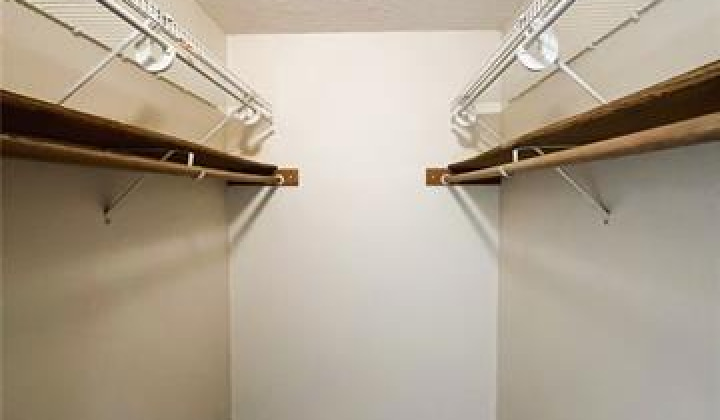 5090 Likini Street,Honolulu,Hawaii,96818,2 Bedrooms Bedrooms,2 BathroomsBathrooms,Condo/Townhouse,Likini,5,18153512