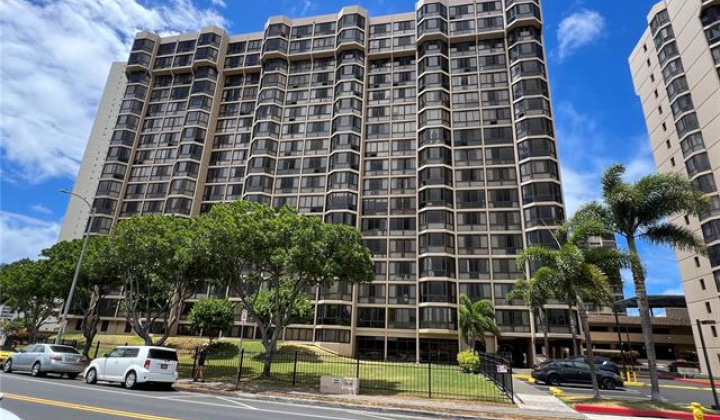 417 Nohonani Street,Honolulu,Hawaii,96815,1 Bedroom Bedrooms,1 BathroomBathrooms,Condo/Townhouse,Nohonani,4,17759985