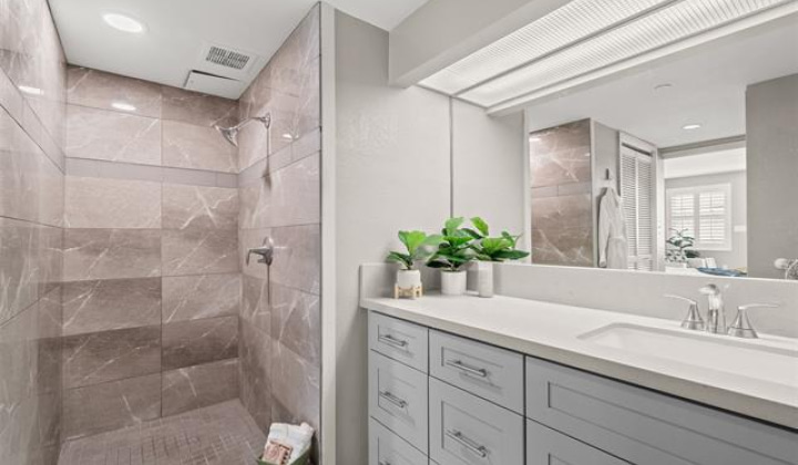 545 Queen Street,Honolulu,Hawaii,96813,1 BathroomBathrooms,Condo/Townhouse,Queen,5,18615233
