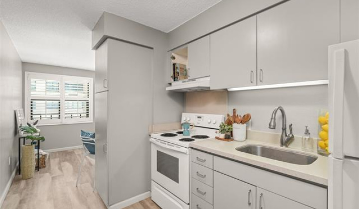 545 Queen Street,Honolulu,Hawaii,96813,1 BathroomBathrooms,Condo/Townhouse,Queen,5,18615233