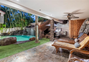 151 Alala Place,Kailua,Hawaii,96734,7 ベッドルーム ベッドルーム,5 バスルームバスルーム,一戸建て,Alala,18154265