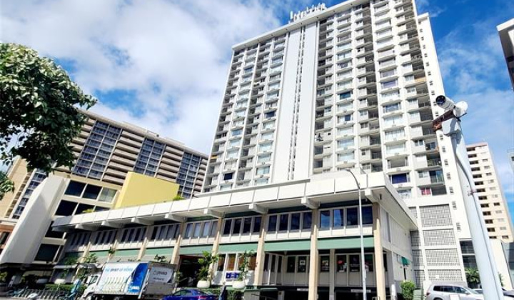747 Amana Street,Honolulu,Hawaii,96814,1 BathroomBathrooms,Condo/Townhouse,Amana,7,18154298