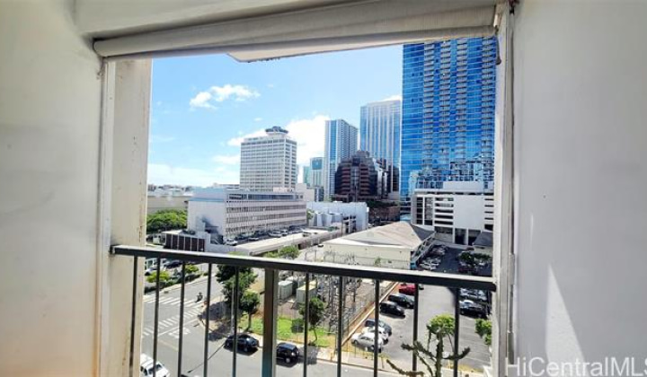 747 Amana Street,Honolulu,Hawaii,96814,1 BathroomBathrooms,Condo/Townhouse,Amana,7,18154298