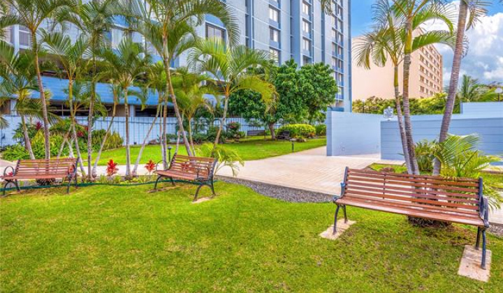 3045 Ala Napuaa Place,Honolulu,Hawaii,96818,1 Bedroom Bedrooms,1 BathroomBathrooms,Condo/Townhouse,Ala Napuaa,15,19329369