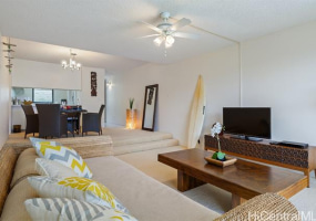 501 Hahaione Street,Honolulu,Hawaii,96825,1 Bedroom Bedrooms,1 BathroomBathrooms,Condo/Townhouse,Hahaione,16,18154714
