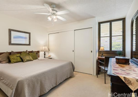 501 Hahaione Street,Honolulu,Hawaii,96825,1 Bedroom Bedrooms,1 BathroomBathrooms,Condo/Townhouse,Hahaione,16,18154714