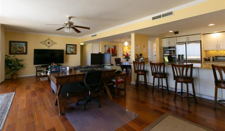 1860 Ala Moana Boulevard,Honolulu,Hawaii,96815,2 Bedrooms Bedrooms,2 BathroomsBathrooms,Condo/Townhouse,Ala Moana,20,18154913