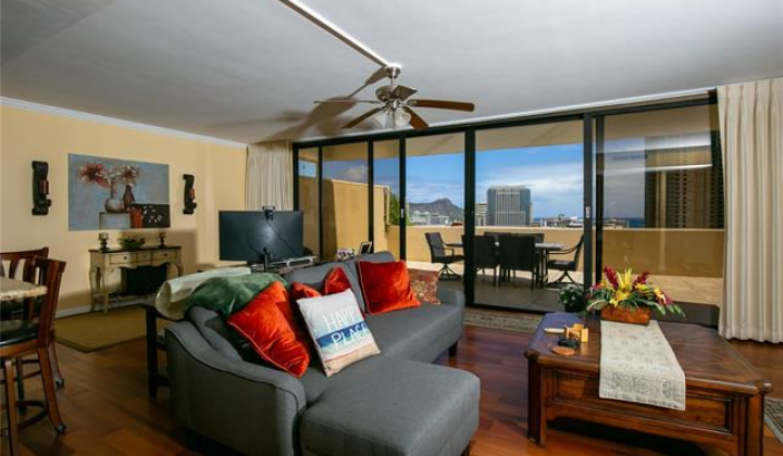 1860 Ala Moana Boulevard,Honolulu,Hawaii,96815,2 Bedrooms Bedrooms,2 BathroomsBathrooms,Condo/Townhouse,Ala Moana,20,18154913