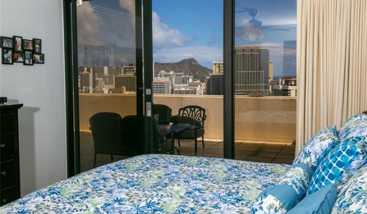 1860 Ala Moana Boulevard,Honolulu,Hawaii,96815,2 Bedrooms Bedrooms,2 BathroomsBathrooms,Condo/Townhouse,Ala Moana,20,18154913