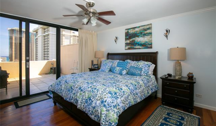 1860 Ala Moana Boulevard,Honolulu,Hawaii,96815,2 Bedrooms Bedrooms,2 BathroomsBathrooms,Condo/Townhouse,Ala Moana,20,18154913