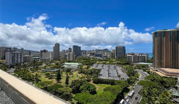 1860 Ala Moana Boulevard,Honolulu,Hawaii,96815,2 Bedrooms Bedrooms,2 BathroomsBathrooms,Condo/Townhouse,Ala Moana,20,18154913
