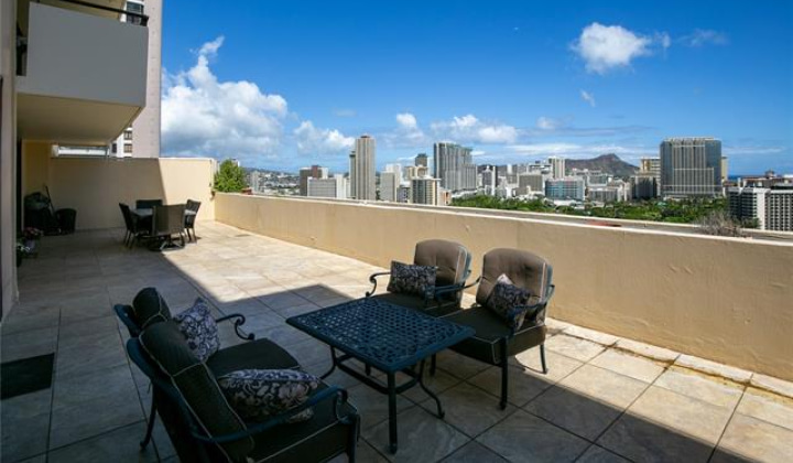 1860 Ala Moana Boulevard,Honolulu,Hawaii,96815,2 Bedrooms Bedrooms,2 BathroomsBathrooms,Condo/Townhouse,Ala Moana,20,18154913