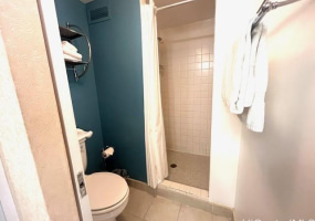 444 Kanekapolei Street,Honolulu,Hawaii,96815,1 BathroomBathrooms,Condo/Townhouse,Kanekapolei,6,18156043
