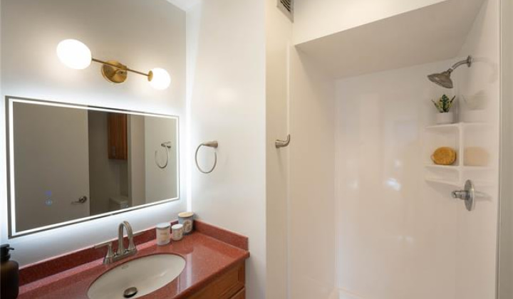 250 Kawaihae Street,Honolulu,Hawaii,96825,2 Bedrooms Bedrooms,2 BathroomsBathrooms,Condo/Townhouse,Kawaihae,14,18156221