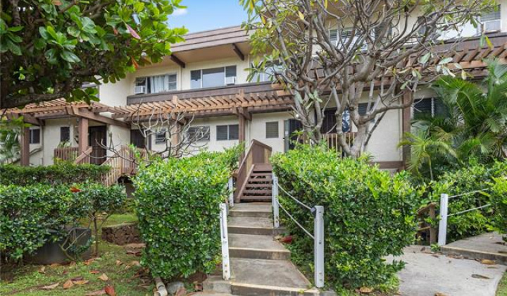 444 Lunalilo Home Road,Honolulu,Hawaii,96825,3 Bedrooms Bedrooms,2 BathroomsBathrooms,Condo/Townhouse,Lunalilo Home,2,19356589