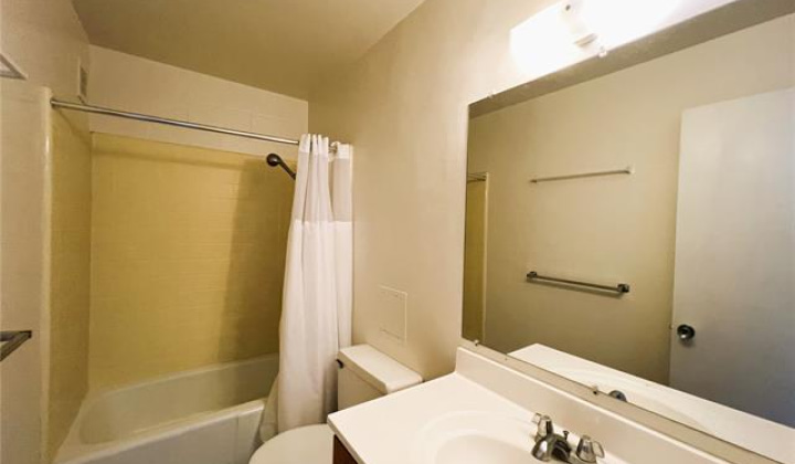 2122 Lime Street,Honolulu,Hawaii,96826,1 ベッドルーム ベッドルーム,1 バスルームバスルーム,コンド / タウンハウス,Lime,3,18156775
