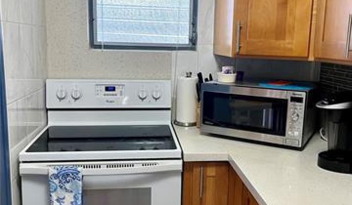 417 Nohonani Street,Honolulu,Hawaii,96815,1 Bedroom Bedrooms,1 BathroomBathrooms,Condo/Townhouse,Nohonani,4,18157422