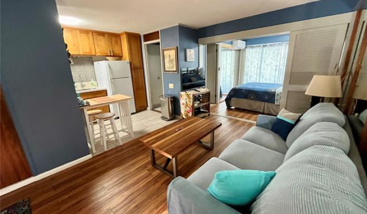417 Nohonani Street,Honolulu,Hawaii,96815,1 Bedroom Bedrooms,1 BathroomBathrooms,Condo/Townhouse,Nohonani,4,18157422