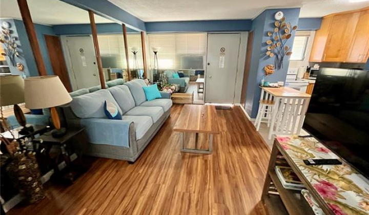 417 Nohonani Street,Honolulu,Hawaii,96815,1 Bedroom Bedrooms,1 BathroomBathrooms,Condo/Townhouse,Nohonani,4,18157422