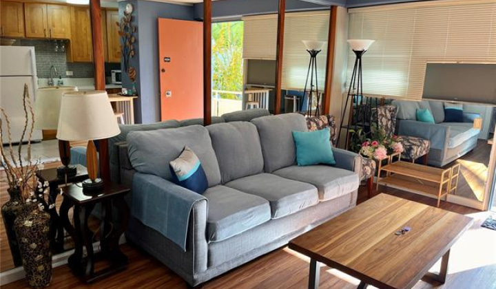 417 Nohonani Street,Honolulu,Hawaii,96815,1 Bedroom Bedrooms,1 BathroomBathrooms,Condo/Townhouse,Nohonani,4,18157422