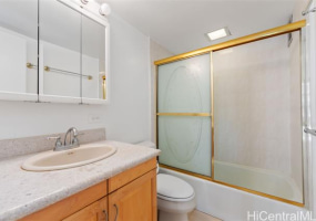 1616 Liholiho Street,Honolulu,Hawaii,96822,2 ベッドルーム ベッドルーム,1 バスルームバスルーム,コンド / タウンハウス,Liholiho,7,18158195