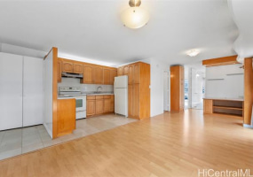 1616 Liholiho Street,Honolulu,Hawaii,96822,2 ベッドルーム ベッドルーム,1 バスルームバスルーム,コンド / タウンハウス,Liholiho,7,18158195
