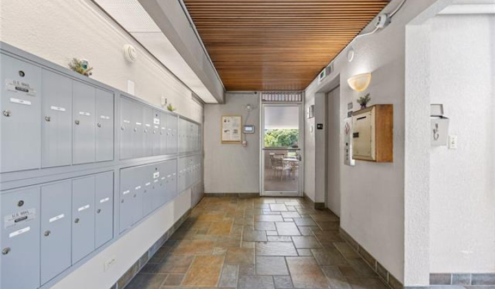 1545 Nehoa Street,Honolulu,Hawaii,96822,1 ベッドルーム ベッドルーム,1 バスルームバスルーム,コンド / タウンハウス,Nehoa,7,19358205
