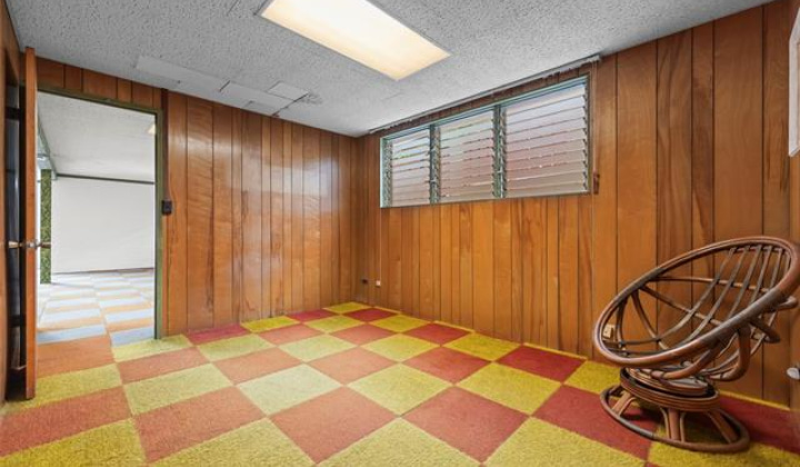 1360 Ala Puumalu Street,Honolulu,Hawaii,96818,5 ベッドルーム ベッドルーム,3 バスルームバスルーム,一戸建て,Ala Puumalu,19335651