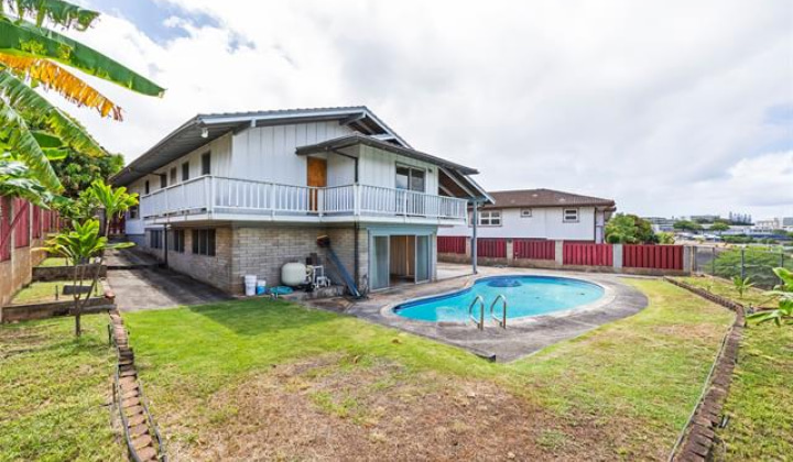 1360 Ala Puumalu Street,Honolulu,Hawaii,96818,5 ベッドルーム ベッドルーム,3 バスルームバスルーム,一戸建て,Ala Puumalu,19335651