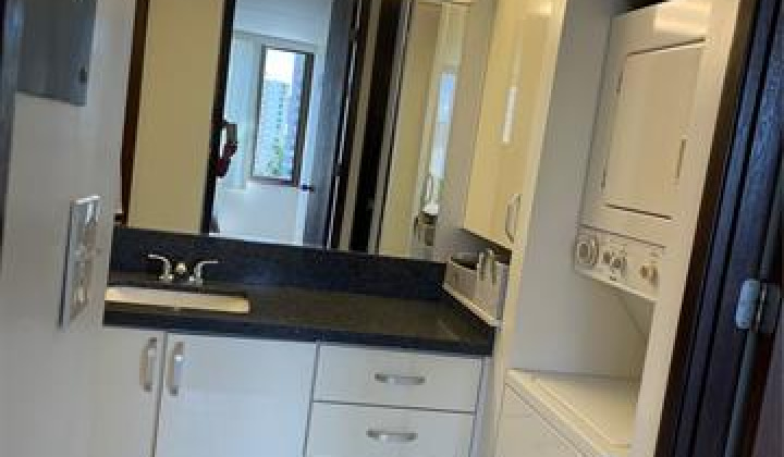 411 Hobron Lane,Honolulu,Hawaii,96815,1 Bedroom Bedrooms,1 BathroomBathrooms,Condo/Townhouse,Hobron,8,18158831