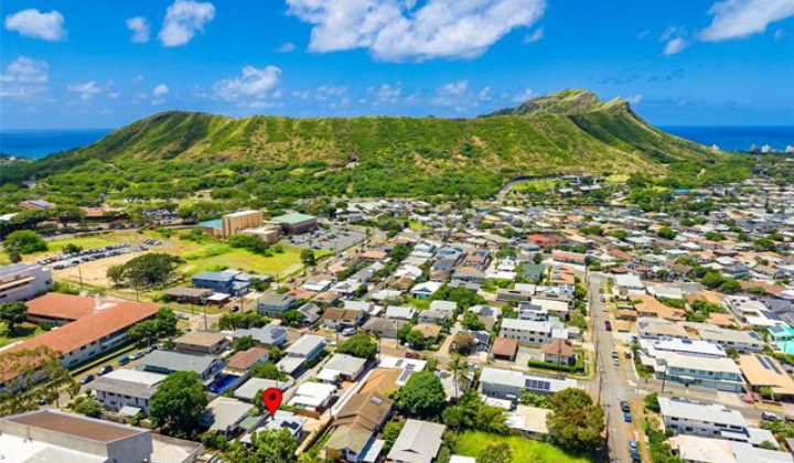 3622 A Maunalei Avenue,Honolulu,Hawaii,96816,3 Bedrooms Bedrooms,2 BathroomsBathrooms,Single family,Maunalei,19358744