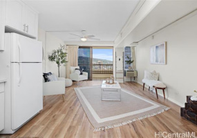 2333 Kapiolani Boulevard,Honolulu,Hawaii,96826,1 Bedroom Bedrooms,1 BathroomBathrooms,Condo/Townhouse,Kapiolani,19,18159334