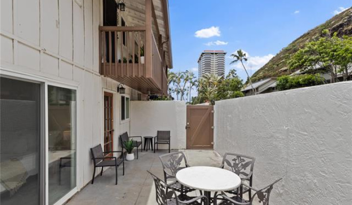 301 Kawaihae Street,Honolulu,Hawaii,96825,3 ベッドルーム ベッドルーム,2 バスルームバスルーム,コンド / タウンハウス,Kawaihae,1,19360381