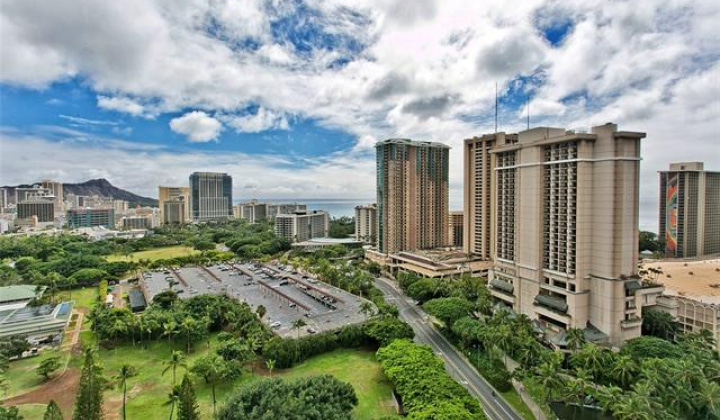 1910 Ala Moana Boulevard,Honolulu,Hawaii,96815,2 ベッドルーム ベッドルーム,2 バスルームバスルーム,コンド / タウンハウス,Ala Moana,25,19336921