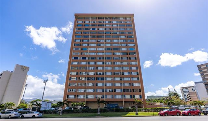 1121 Ala Napunani Street,Honolulu,Hawaii,96818,2 ベッドルーム ベッドルーム,1 バスルームバスルーム,コンド / タウンハウス,Ala Napunani,15,18621125