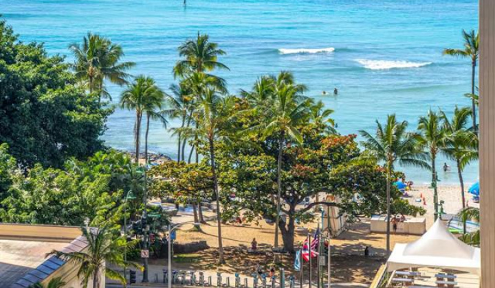 2427 Kuhio Avenue,Honolulu,Hawaii,96815,1 Bedroom Bedrooms,1 BathroomBathrooms,Condo/Townhouse,Kuhio,14,19338617