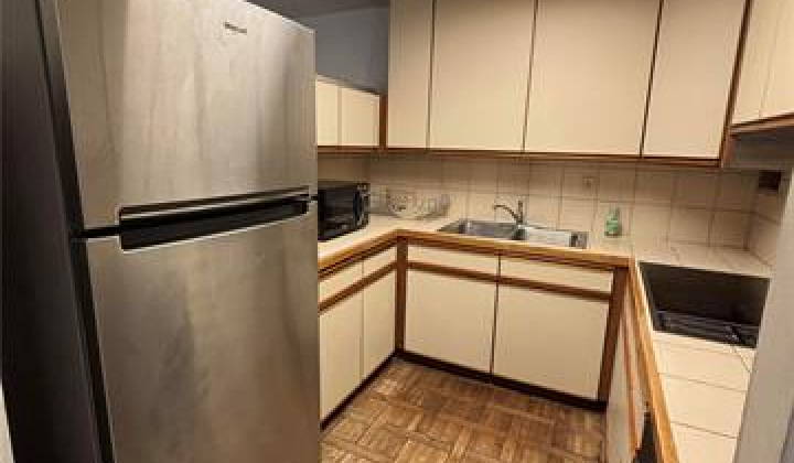 425 Ena Road,Honolulu,Hawaii,96815,2 ベッドルーム ベッドルーム,1 バスルームバスルーム,コンド / タウンハウス,Ena,2,18622644