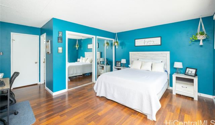 1090 Kumukumu Street,Honolulu,Hawaii,96825,2 Bedrooms Bedrooms,2 BathroomsBathrooms,Condo/Townhouse,Kumukumu,1,18162136