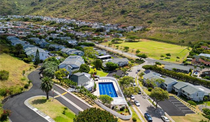 1090 Kumukumu Street,Honolulu,Hawaii,96825,2 Bedrooms Bedrooms,2 BathroomsBathrooms,Condo/Townhouse,Kumukumu,1,18162136