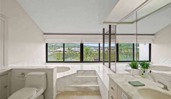 500 Lunalilo Home Road,Honolulu,Hawaii,96825,3 ベッドルーム ベッドルーム,3 バスルームバスルーム,コンド / タウンハウス,Lunalilo Home,6,19339531