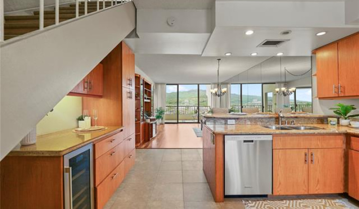 500 Lunalilo Home Road,Honolulu,Hawaii,96825,3 ベッドルーム ベッドルーム,3 バスルームバスルーム,コンド / タウンハウス,Lunalilo Home,6,19339531