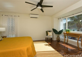 1381 Kaeleku Street,Honolulu,Hawaii,96825,5 ベッドルーム ベッドルーム,2 バスルームバスルーム,一戸建て,Kaeleku,18173718