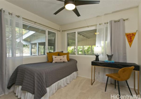 1381 Kaeleku Street,Honolulu,Hawaii,96825,5 ベッドルーム ベッドルーム,2 バスルームバスルーム,一戸建て,Kaeleku,18173718