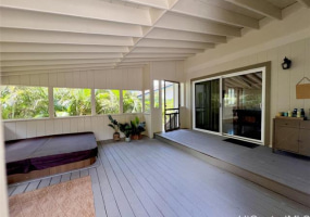 1381 Kaeleku Street,Honolulu,Hawaii,96825,5 ベッドルーム ベッドルーム,2 バスルームバスルーム,一戸建て,Kaeleku,18173718